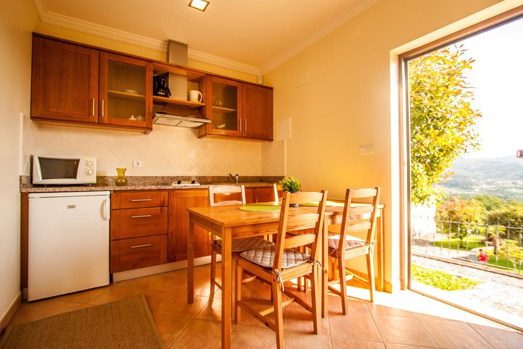 アルコス・デ・ヴァルデヴェス Quinta Da Touralヴィラ 部屋 写真