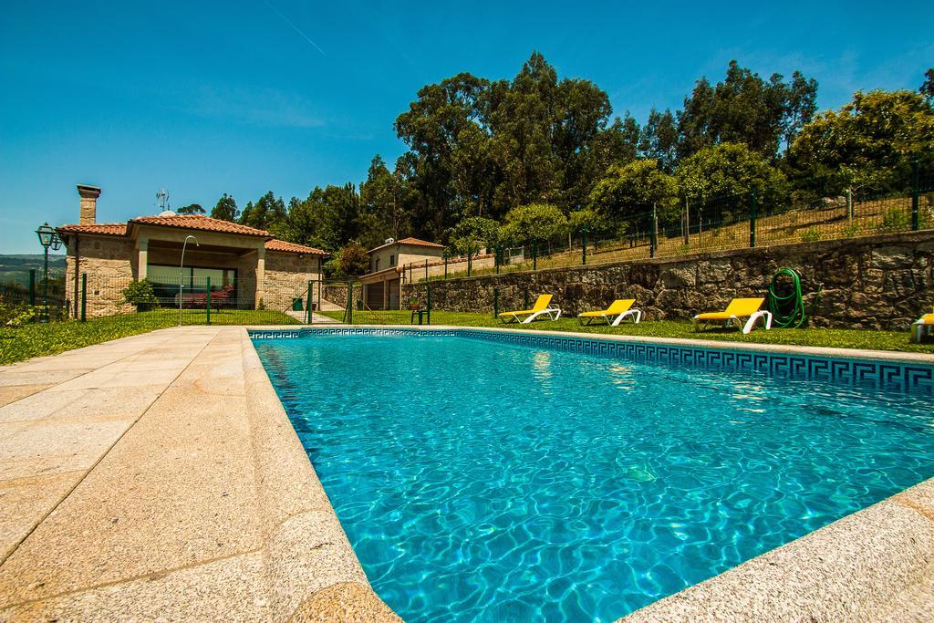 アルコス・デ・ヴァルデヴェス Quinta Da Touralヴィラ 部屋 写真