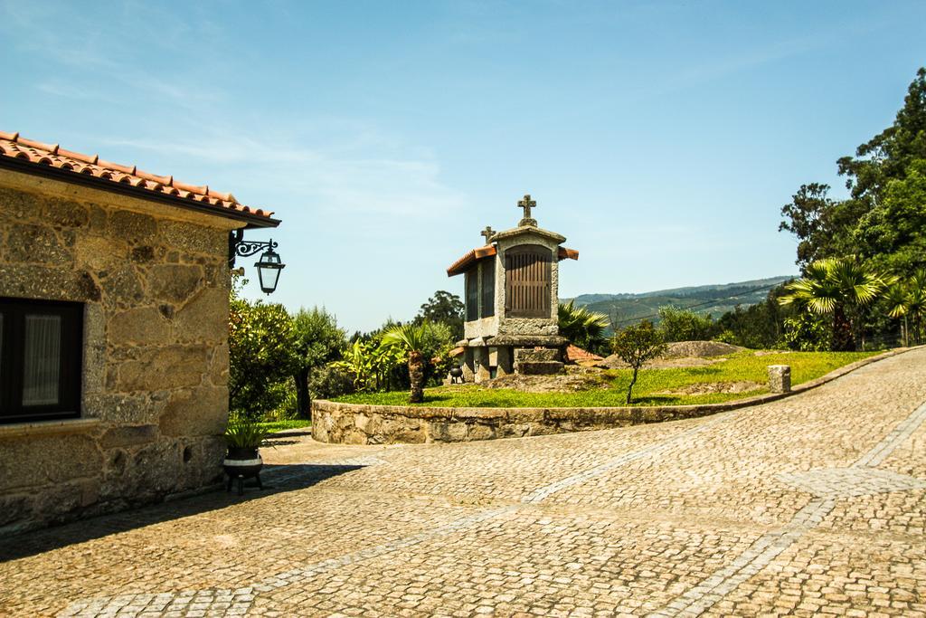 アルコス・デ・ヴァルデヴェス Quinta Da Touralヴィラ エクステリア 写真